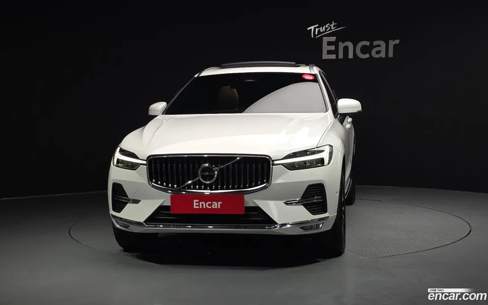 Volvo XC60 B5 2025 — thumbnail 3