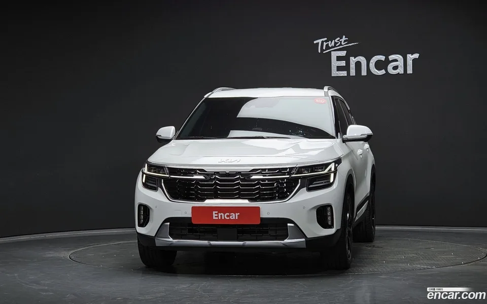 Kia Seltos 2.0 4WD 2023 — thumbnail 3