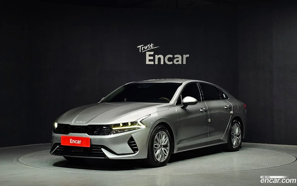 Kia K5 Hybrid 2023 — photo 1, buy with delivery to Moscow