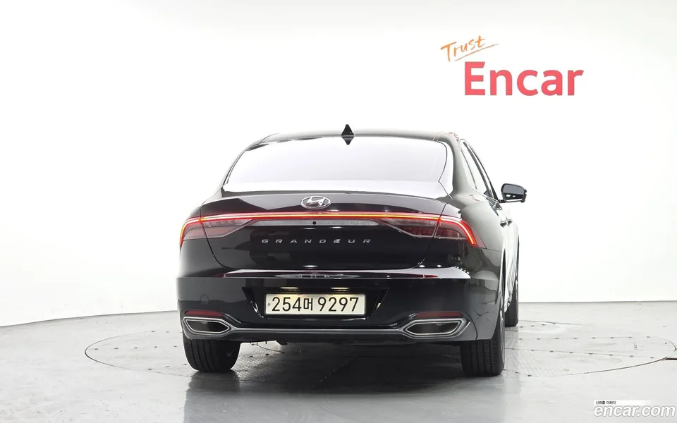 Hyundai Grandeur IG 3.3 2022 — thumbnail 4