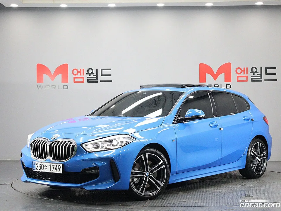 BMW 1 Series 120i M 2024 — photo 1, buy with delivery to Moscow