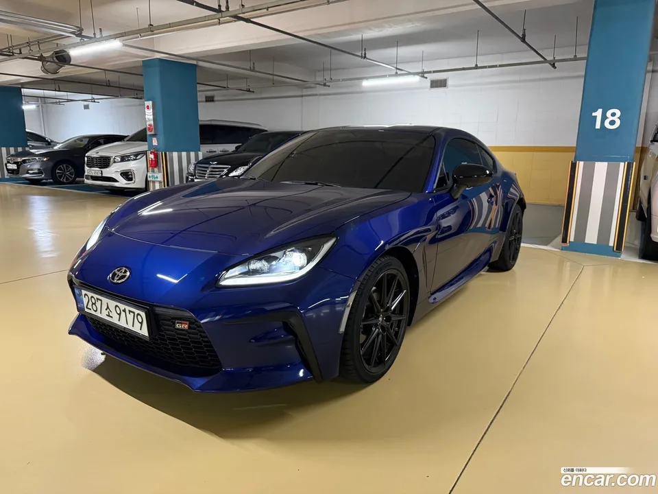 Toyota GR86 2.4 2025 — photo 1, buy with delivery to Moscow