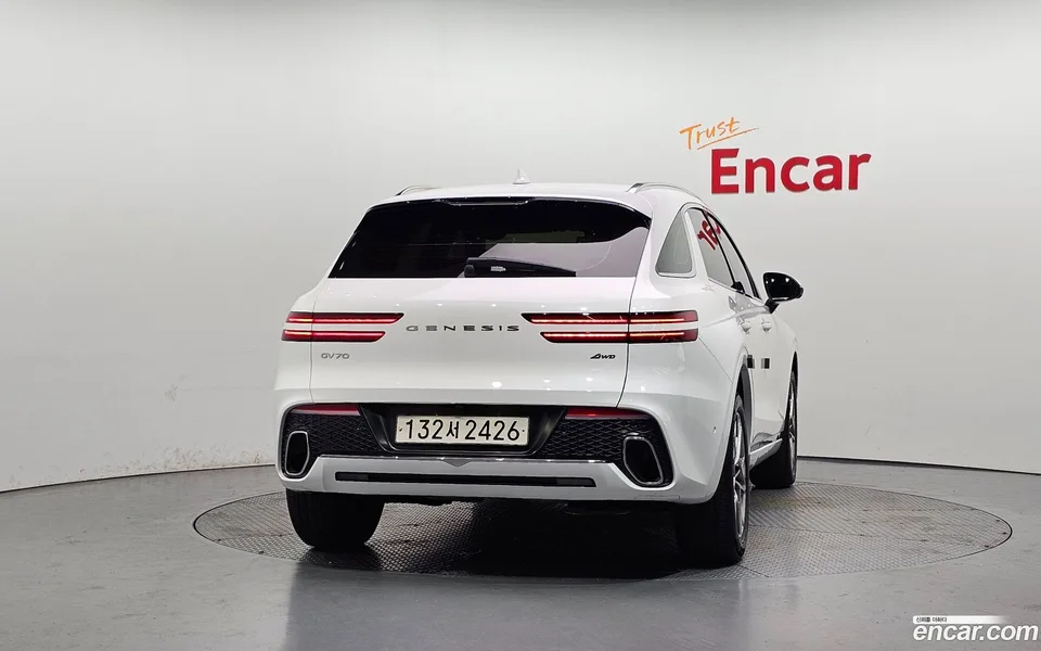 Genesis GV70 2.5T AWD 2022 — thumbnail 4