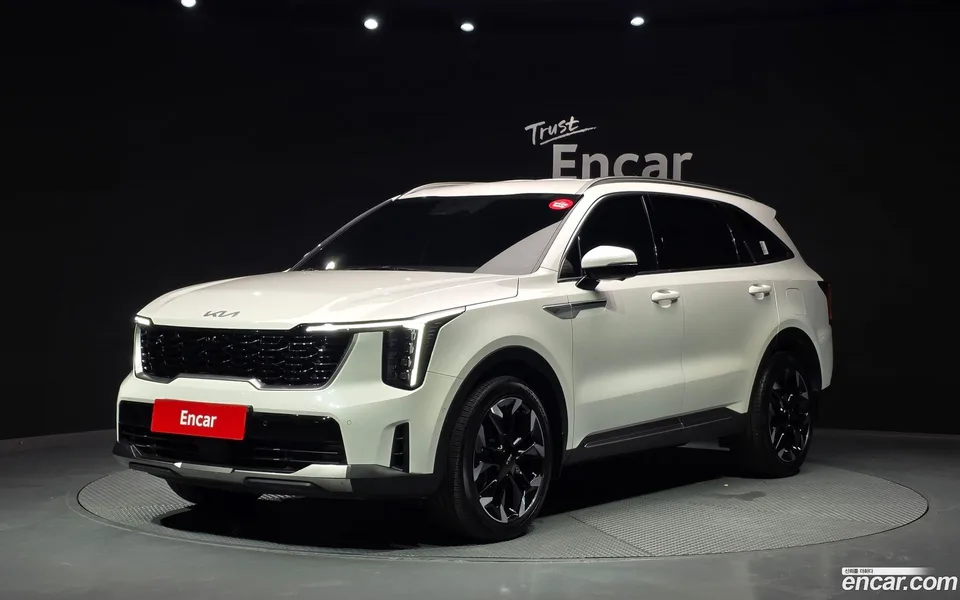 Kia Sorento 2.5T 2WD 2025 — photo 1, buy with delivery to Moscow