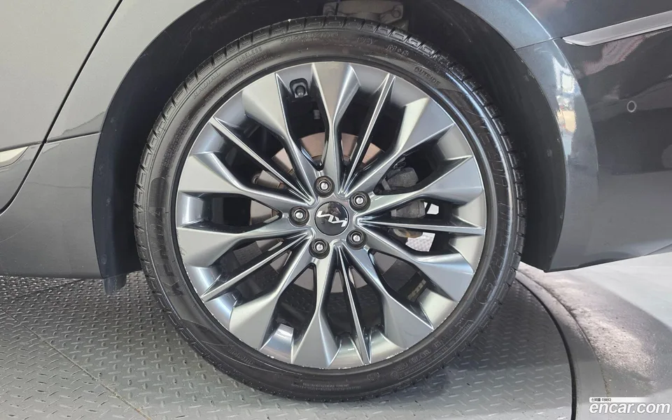 Kia K8 2.5 2WD 2023 — миниатюра 5