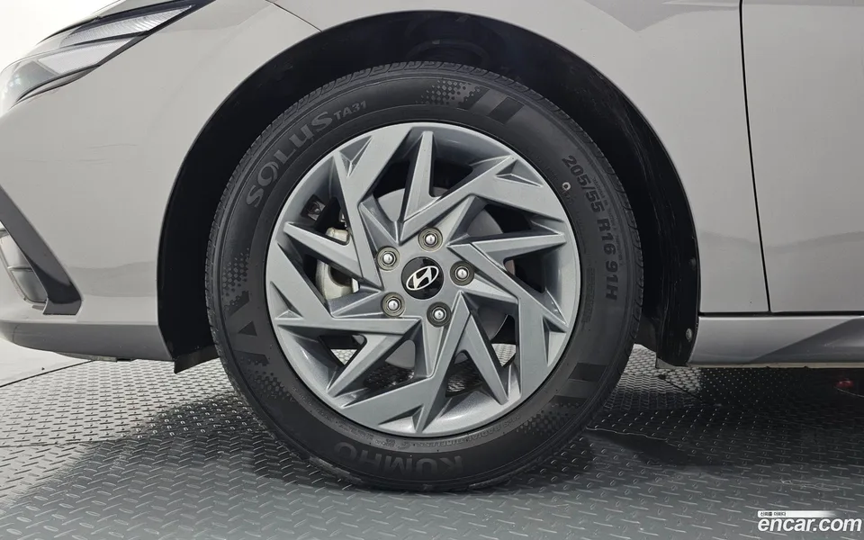 Hyundai Avante CN7 1.6 2023 — thumbnail 2