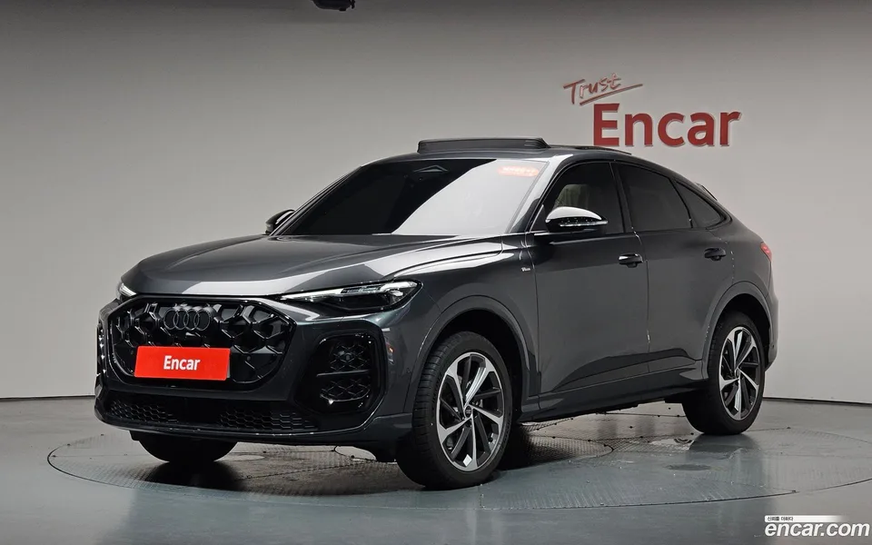 Audi Q5 (80A) 40 TFSI S Line 2025 — photo 1, buy with delivery to Moscow