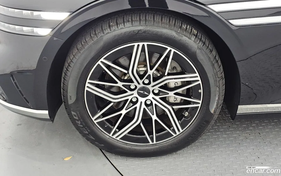 Genesis G90 3.5 AWD 2024 — thumbnail 5