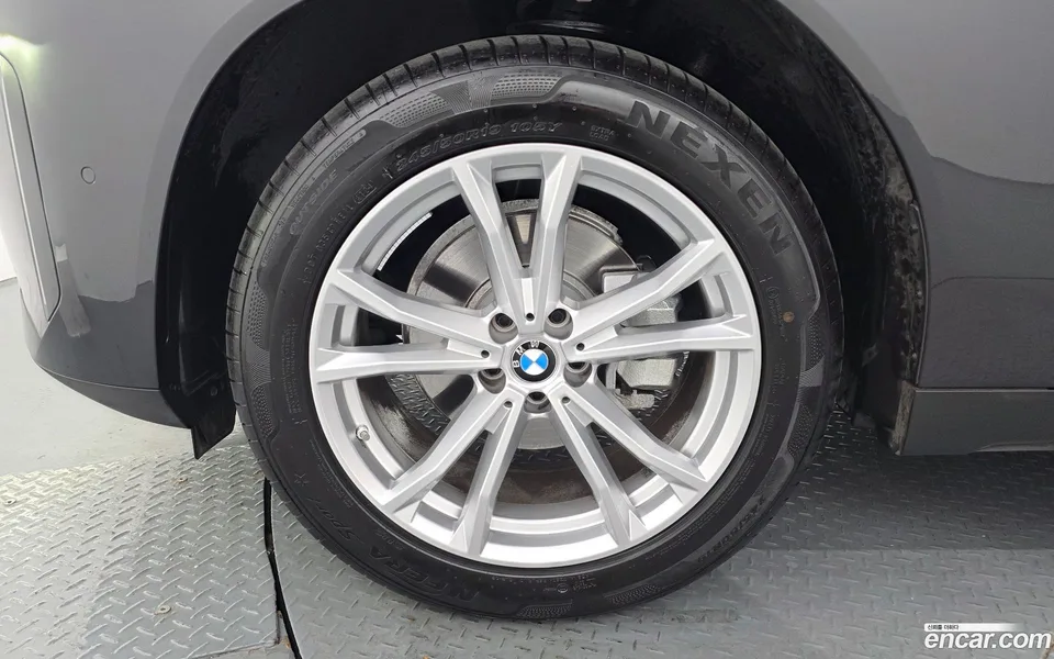 BMW X3 xDrive 20 2025 — thumbnail 5