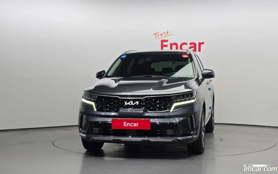 Kia Sorento 2.2 2WD 2023 — thumbnail 3