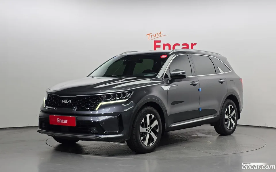 Kia Sorento 2.2 2WD 2023 — photo 1, buy with delivery to Moscow