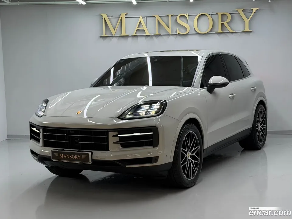 Porsche Cayenne 3.0 2024 — photo 1, buy with delivery to Moscow