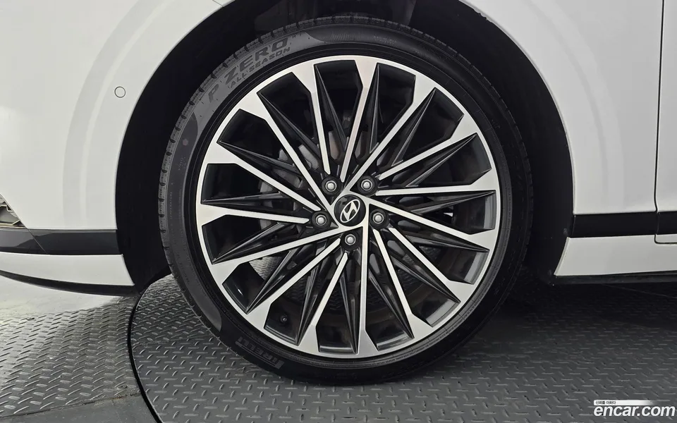 Hyundai Grandeur Hybrid 2024 — thumbnail 5
