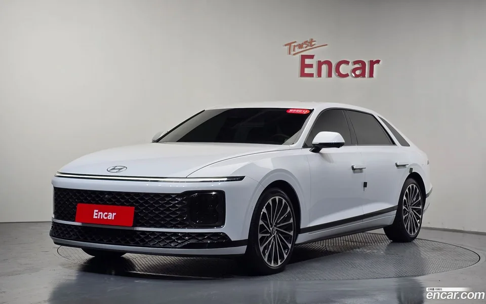 Hyundai Grandeur Hybrid 2024 — photo 1, buy with delivery to Moscow