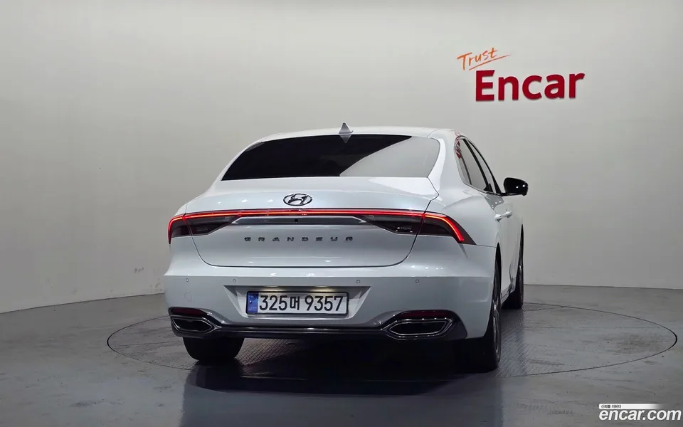 Hyundai Grandeur IG 2.5 2022 — thumbnail 4