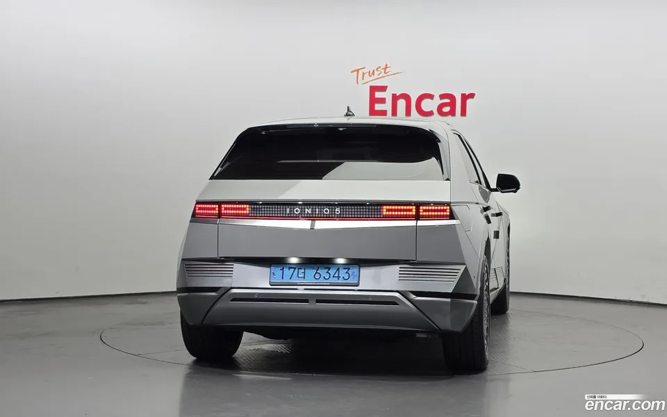Hyundai Ioniq 5 2022 — thumbnail 4