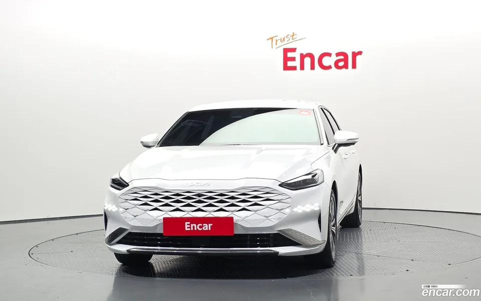 Kia K8 Hybrid 2023 — thumbnail 3