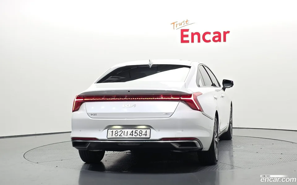 Kia K8 Hybrid 2023 — thumbnail 4