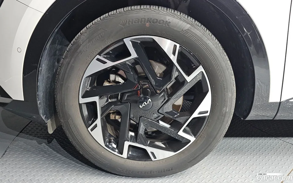Kia Sportage 2.0 2WD 2023 — миниатюра 2