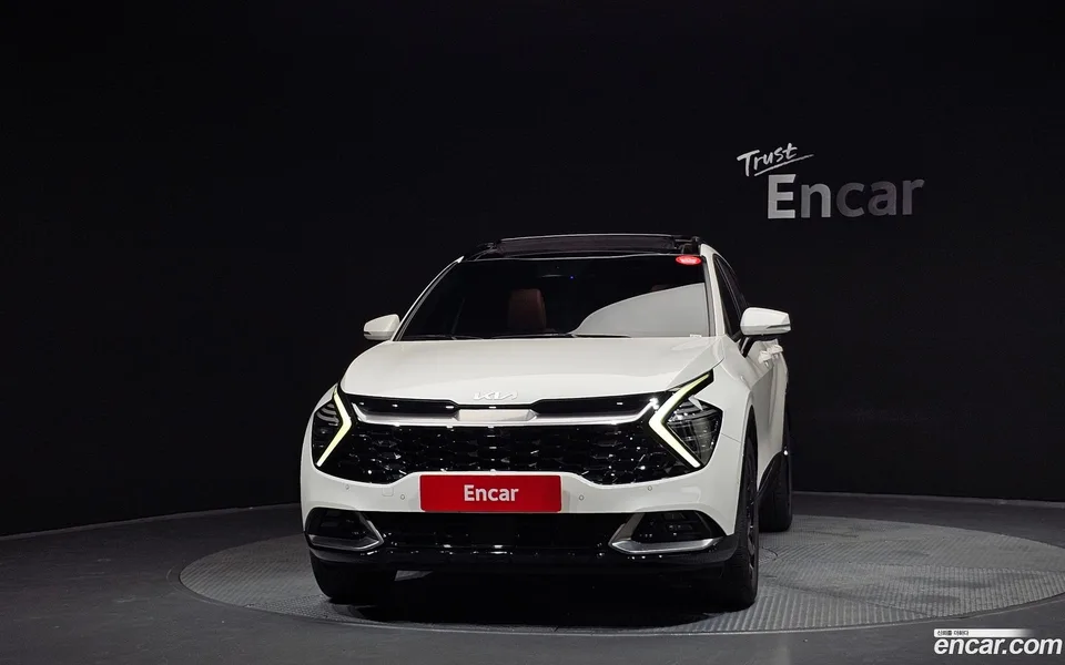 Kia Sportage 2.0 2WD 2023 — миниатюра 3