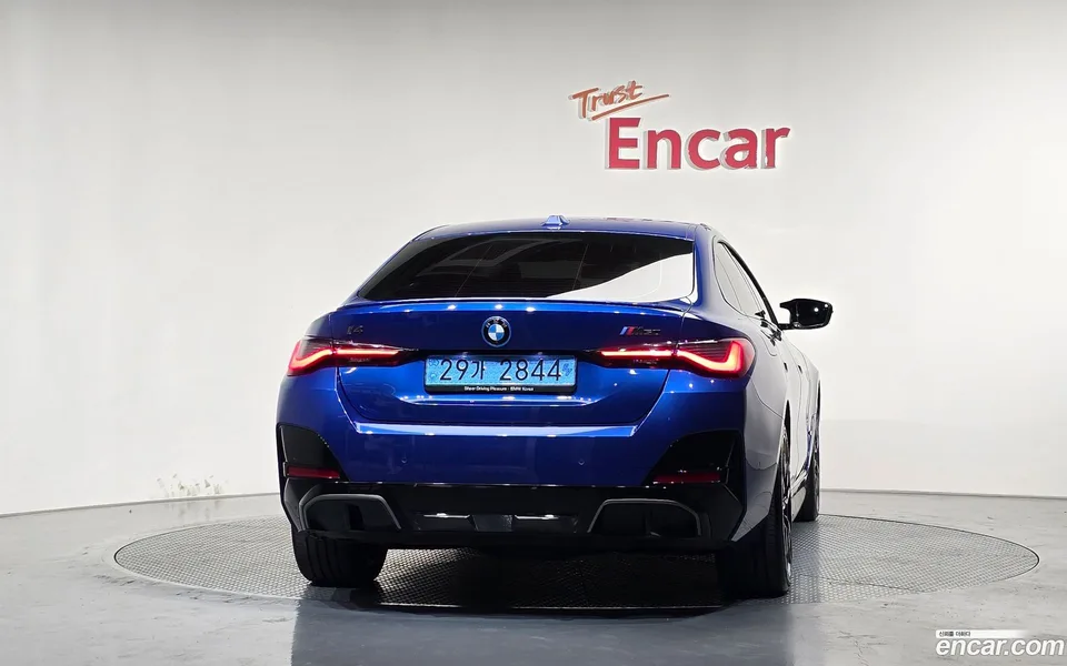 BMW i4 M50 2023 — thumbnail 4