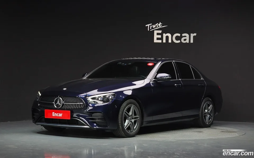 Mercedes-Benz E-Class 2022