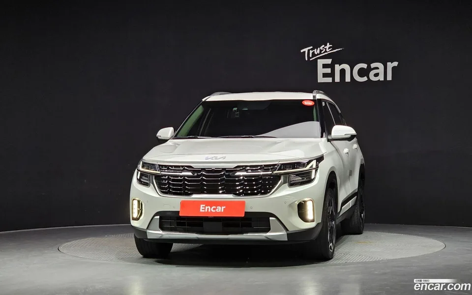 Kia Seltos 2.0 2WD 2022 — thumbnail 3