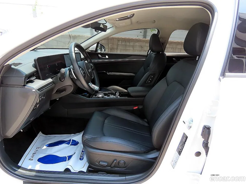 Kia K5 2.0 2025 — thumbnail 2