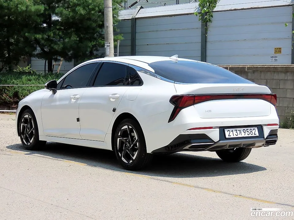Kia K5 2.0 2025 — thumbnail 3