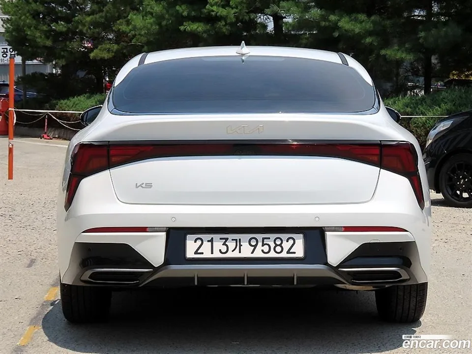 Kia K5 2.0 2025 — thumbnail 4