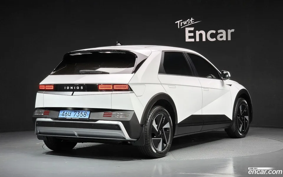 Hyundai Ioniq 5 2025 — thumbnail 3