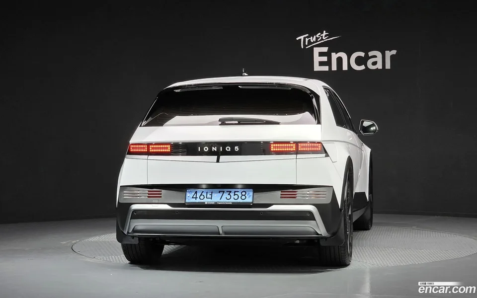 Hyundai Ioniq 5 2025 — thumbnail 4