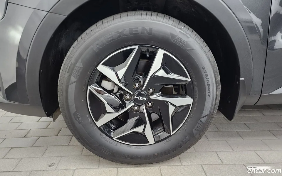 Kia Sorento HEV 1.6 4WD 2023 — thumbnail 5