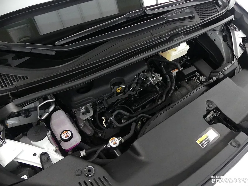 Toyota Alphard 2.5 HEV AWD 2025 — thumbnail 5
