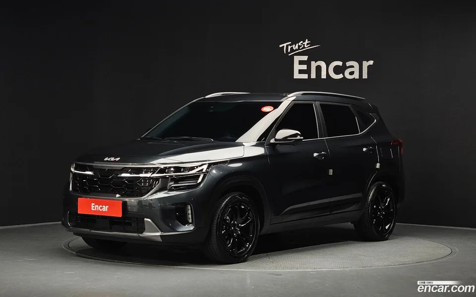Kia Seltos 1.6 2WD 2024 — photo 1, buy with delivery to Moscow