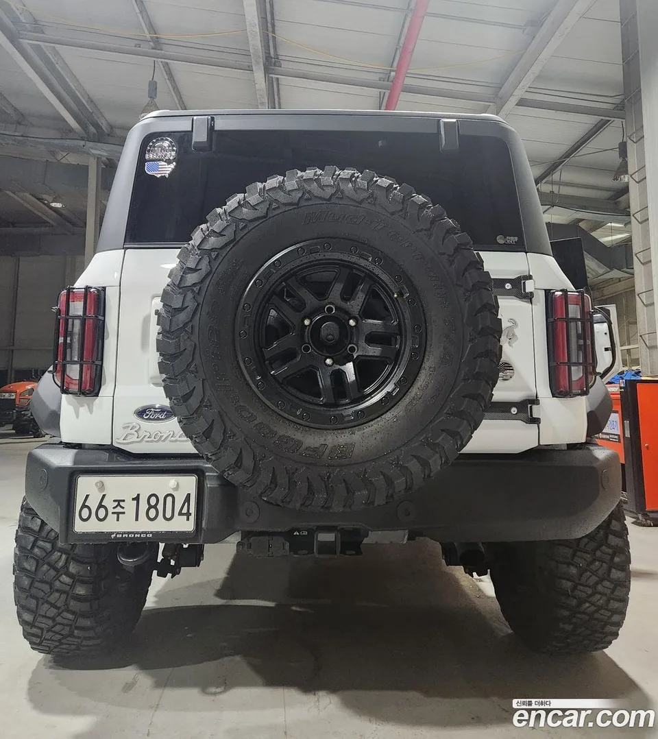 Ford Bronco 2.7 2023 — thumbnail 4