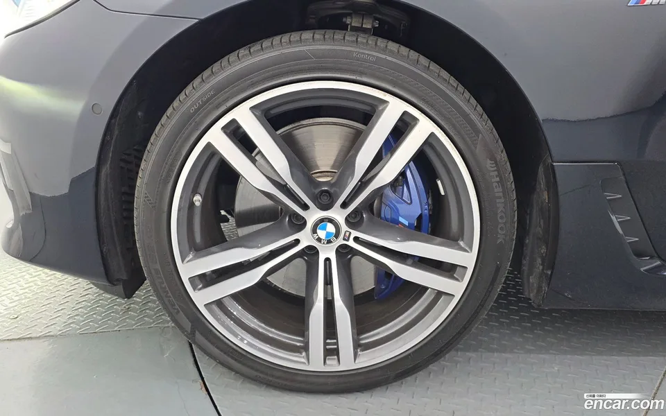 BMW 6 Series GT 630i xDrive M 2022 — thumbnail 5