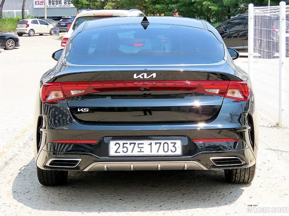 Kia K5 2.0 2023 — thumbnail 4