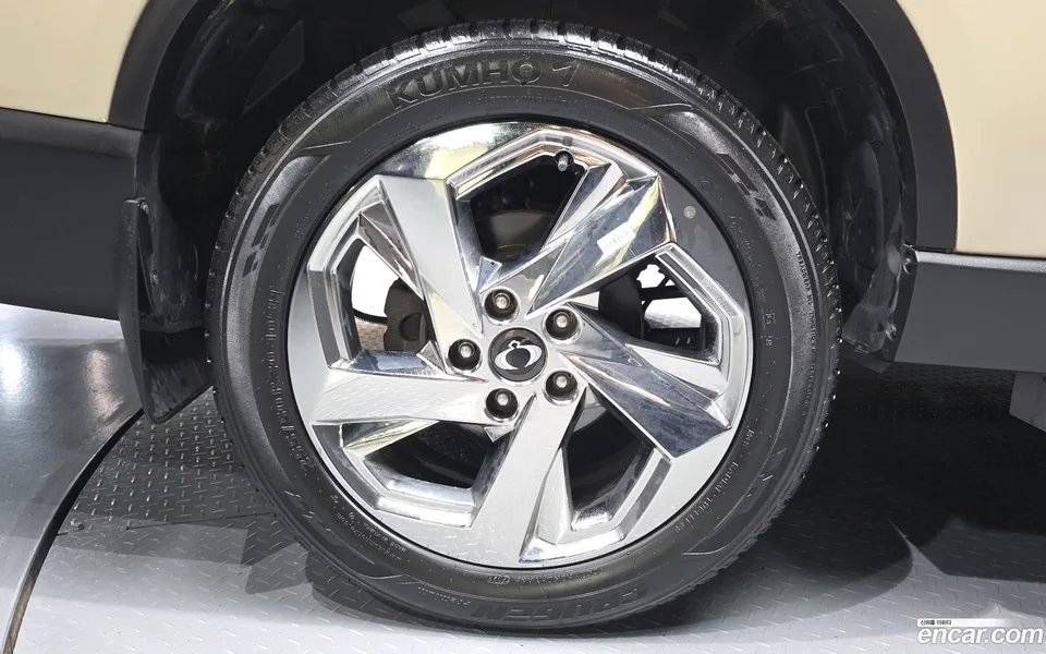 KG Mobility Rexton Sports Khan 2.2 4WD 2023 — thumbnail 5