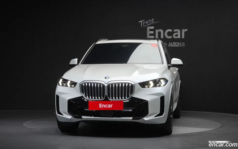 BMW X5 xDrive 40i M 2025 — thumbnail 3