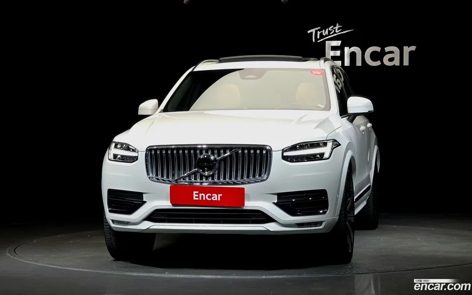 Volvo XC90 B6 2025 — thumbnail 3