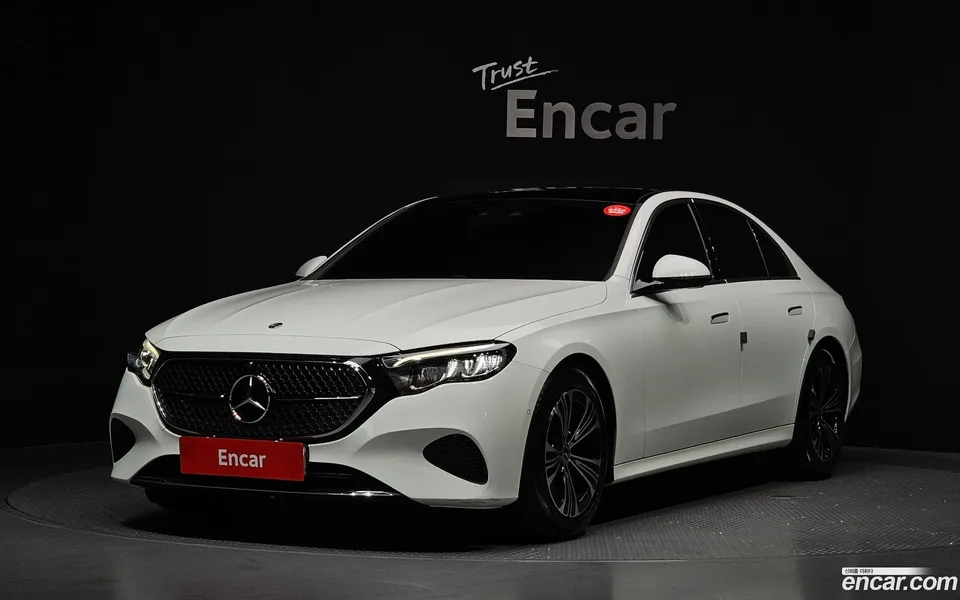 Mercedes-Benz E-Class E200 2025 — photo 1, buy with delivery to Moscow