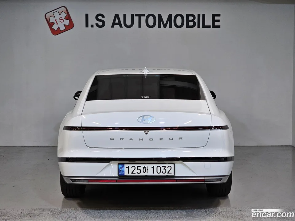 Hyundai Grandeur 2.5 2WD 2023 — thumbnail 3
