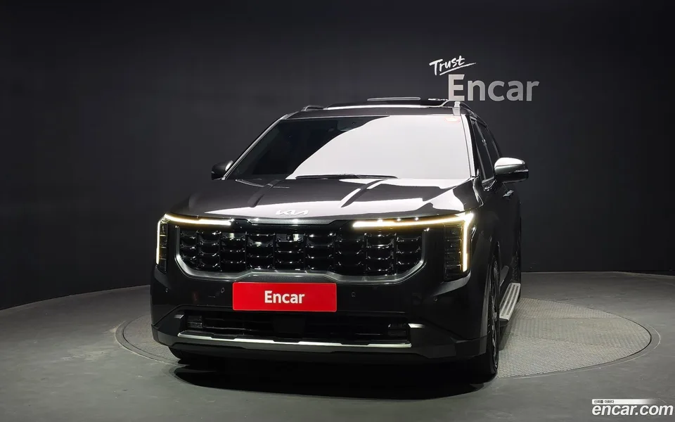 Kia Carnival 7 2024 — thumbnail 3