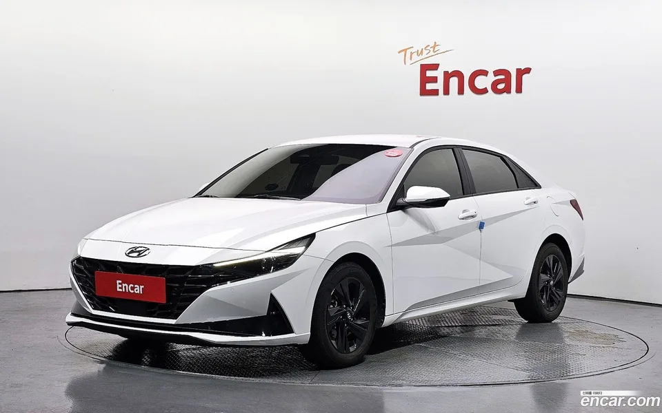 Hyundai Avante 1.6 2023 — photo 1, buy with delivery to Moscow