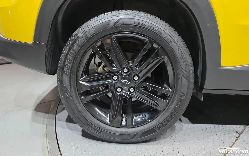 Chevrolet Trax Crossover 1.2 ACTIV 2023 — thumbnail 2