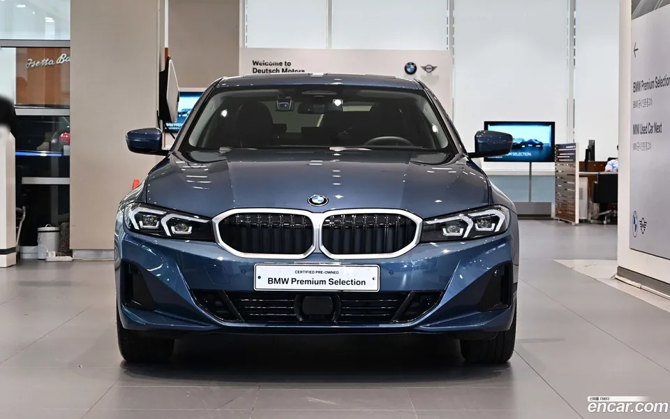 BMW 3 Series 320i 2025 — миниатюра 2