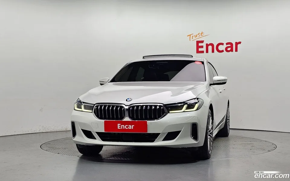 BMW 6 Series GT 640i xDrive 2022 — thumbnail 3