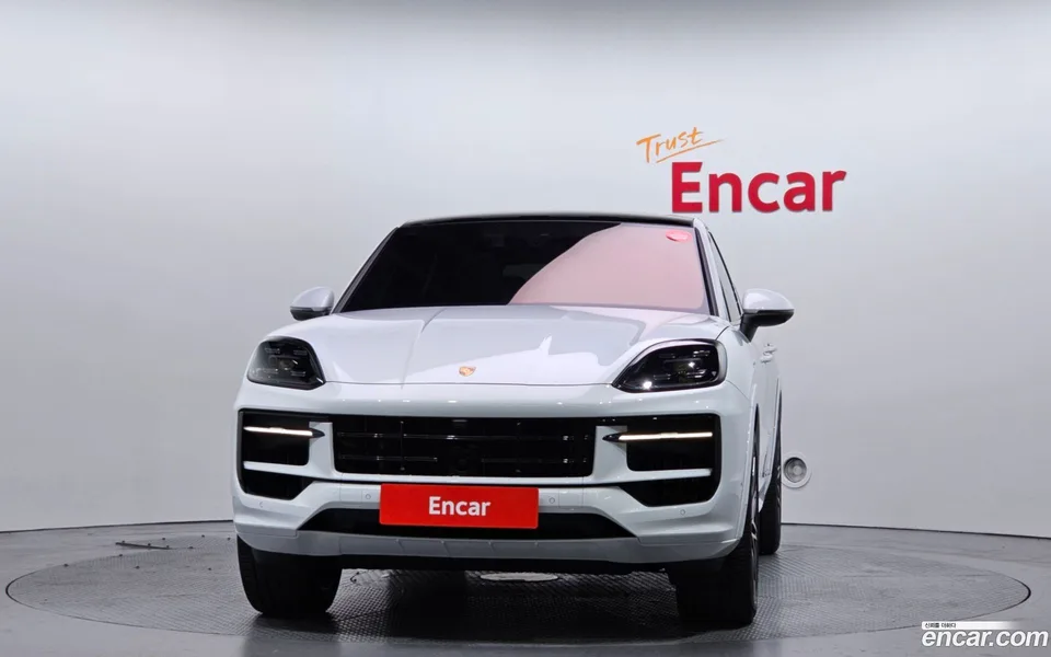 Porsche Cayenne 3.0 2025 — thumbnail 3