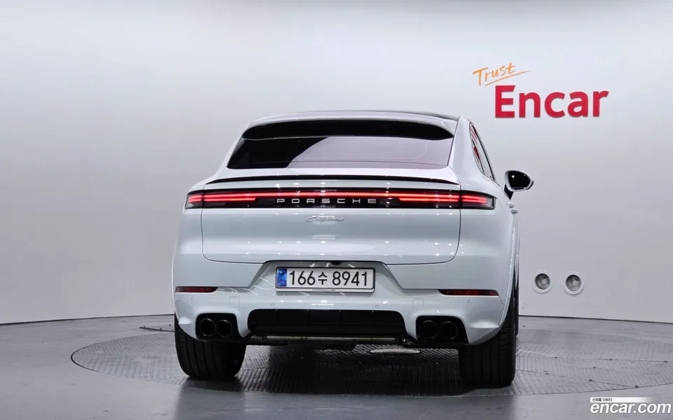Porsche Cayenne 3.0 2025 — thumbnail 4